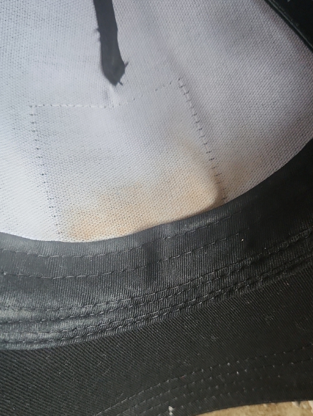 Goorin Bros. THE FARM Lone Wolf Embroidered Black Trucker Hat - Picture 5 of 9